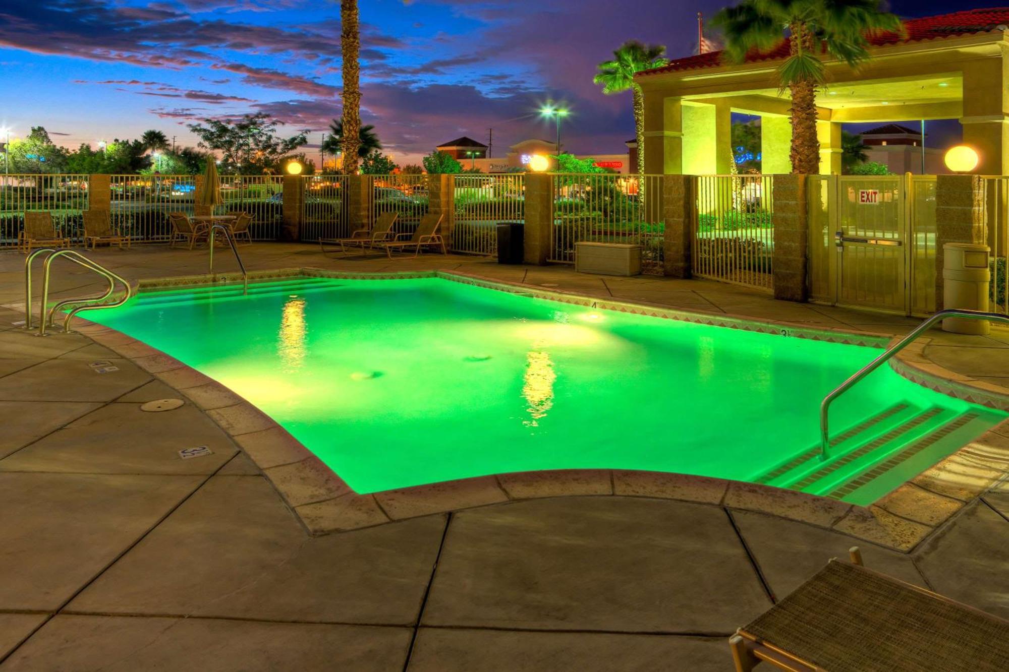 Hampton Inn & Suites Palmdale Εξωτερικό φωτογραφία